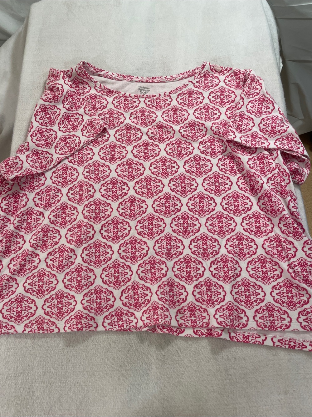 Kim Rogers White Short Sleeve Tee with Pink Medallion Print